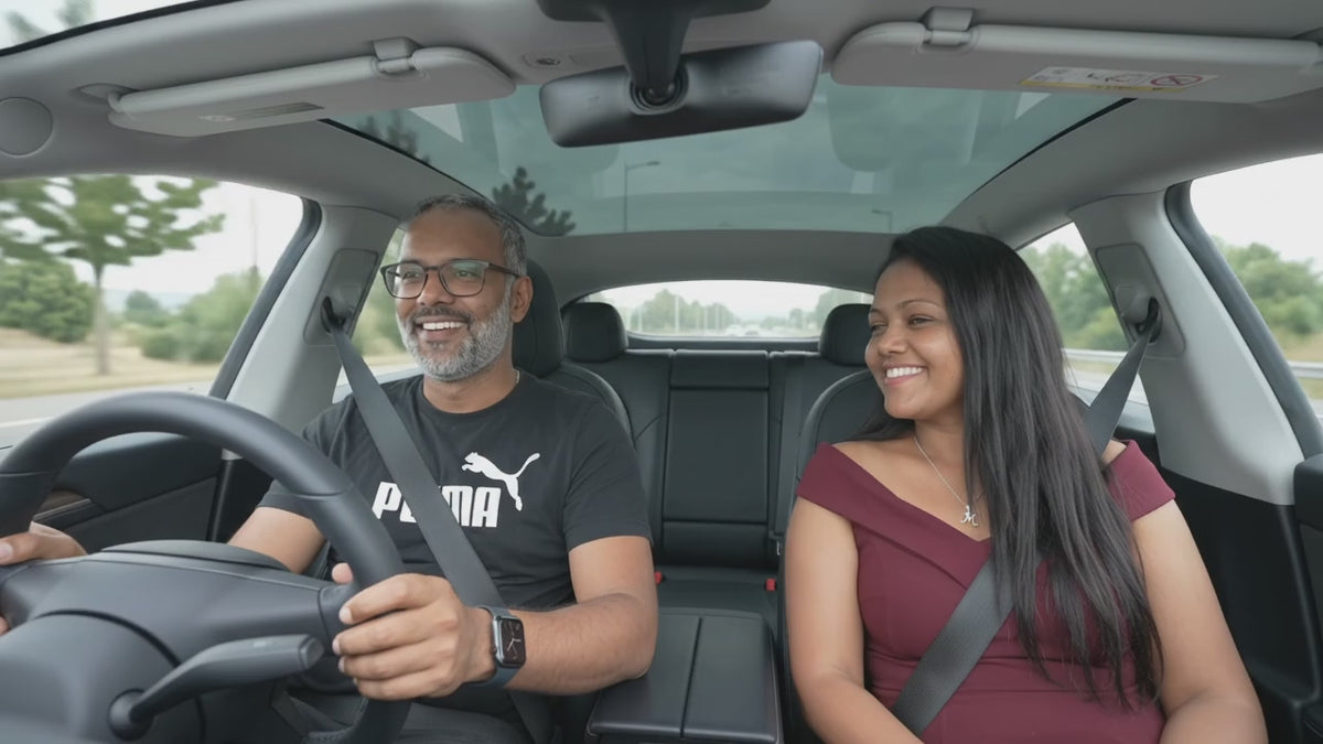 En promenade avec ma TESLA Model S - MIA et MATHIEU - Vidéo MP4